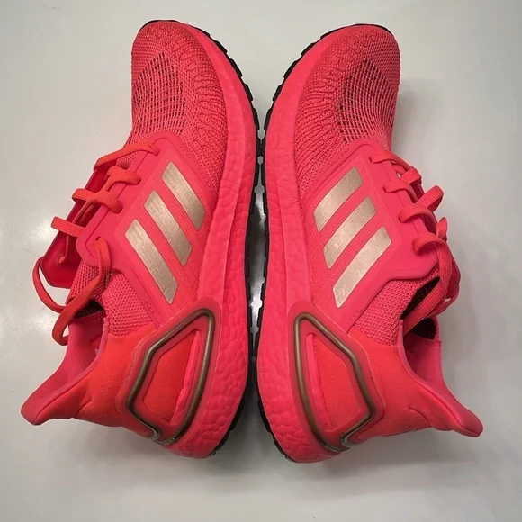 Adidas Women’s Utraboost Running Shoes 8.5 - Picture 1 of 7